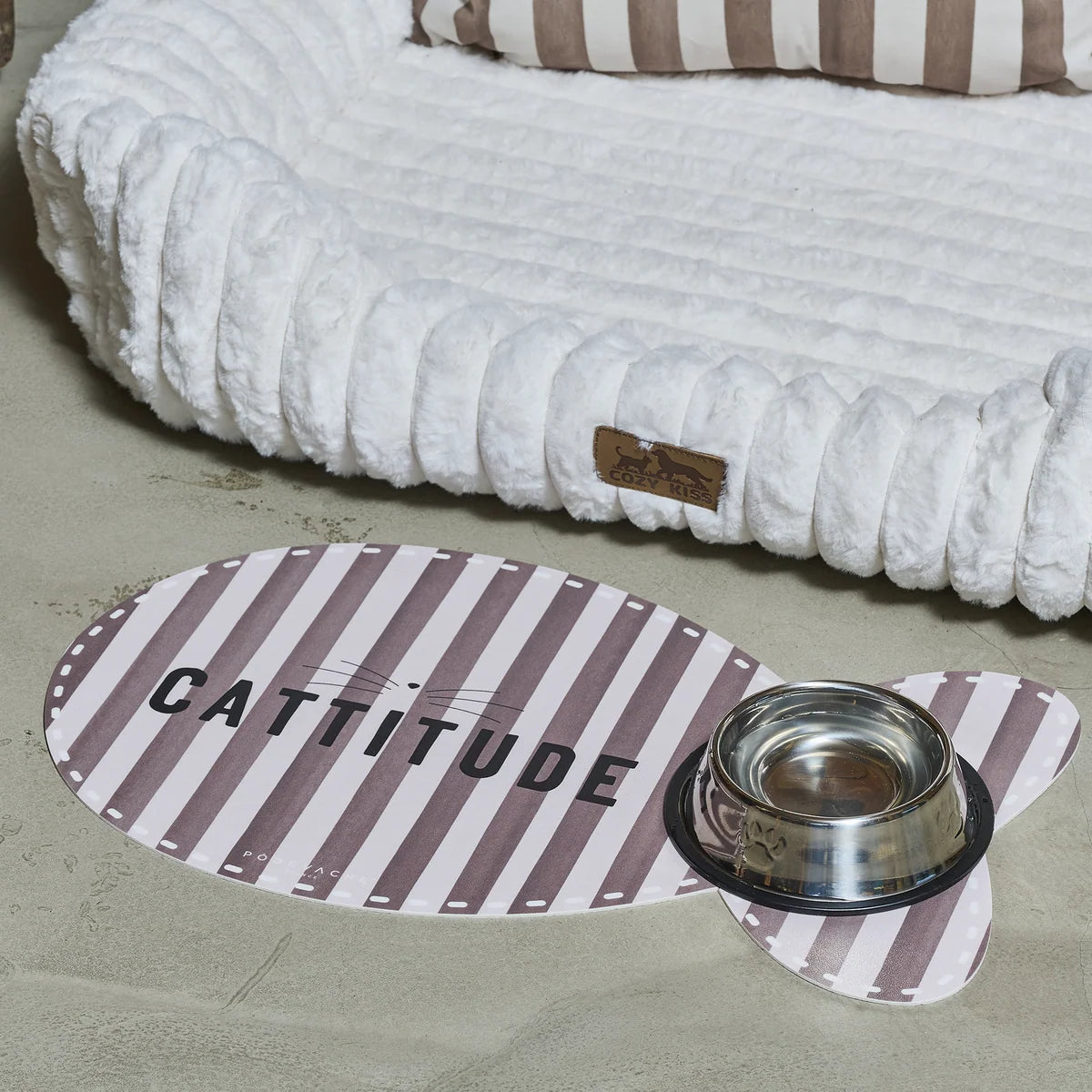 TAPIS POUR GAMELLES STRIPES - CATITUDE