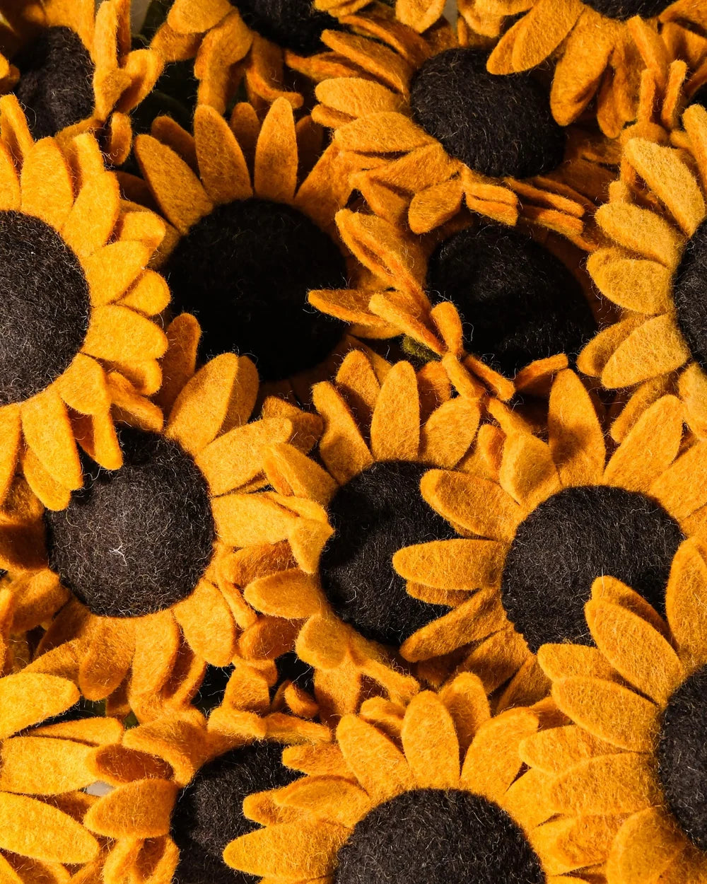 BRANCHE  DE TOURNESOL - LAINE FEUTREE