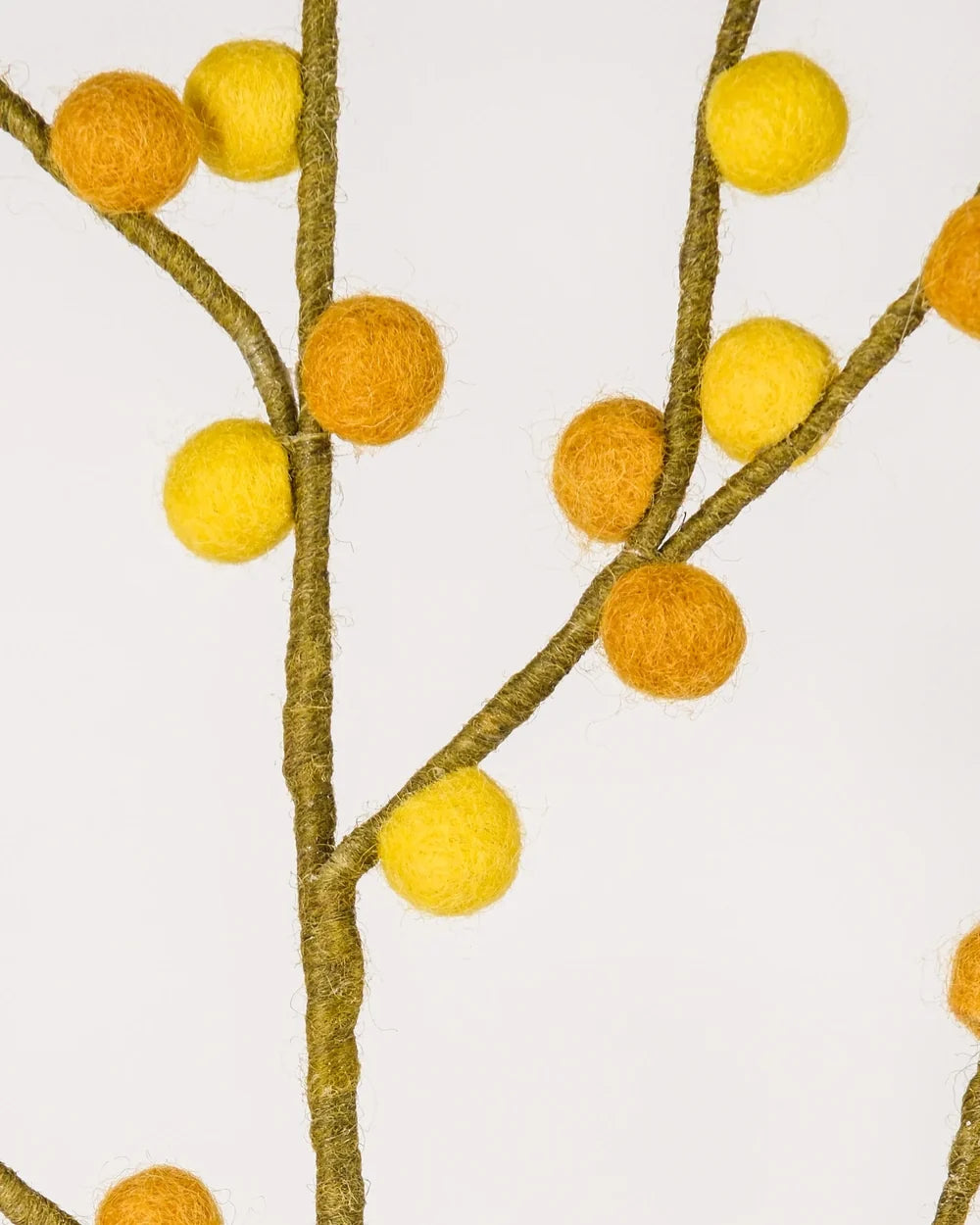 BRANCHE DE BAIES JAUNE ET ORANGE - FEUTRINE