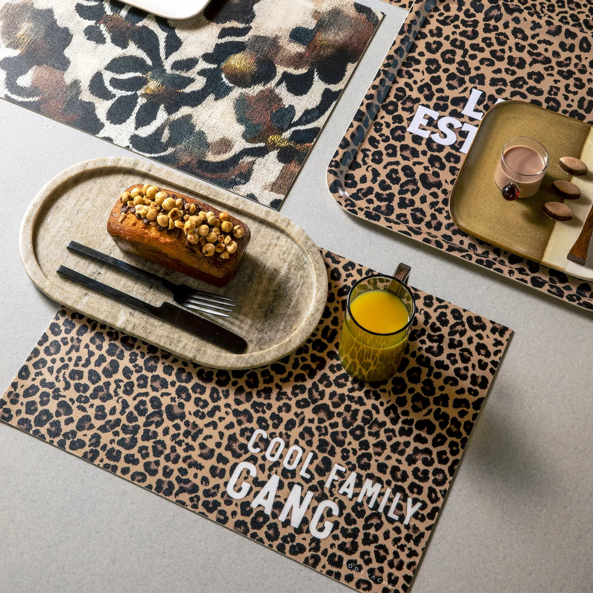 SET DE TABLE COOL FAMILY GANG LEO - 33X45CM