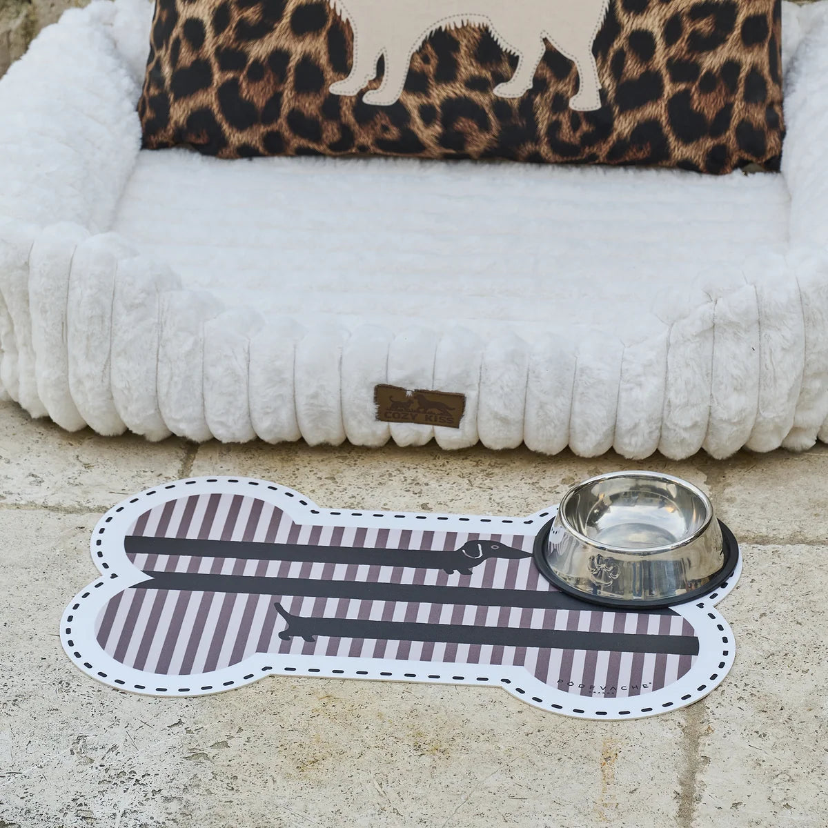 TAPIS POUR GAMELLES STRIPES - LONG TECKEL
