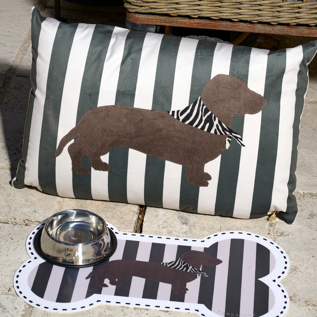 COUSSIN VELOURS TECKEL STRIPES - 40X60CM