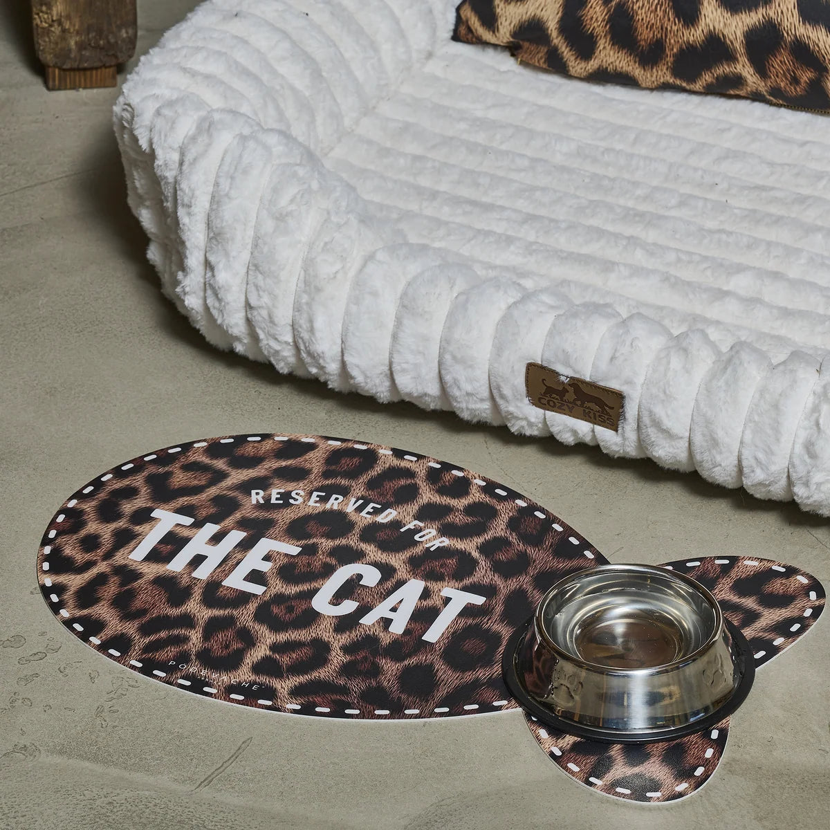 TAPIS POUR GAMELLES LEOPARD - RESERVE POUR LE CHAT