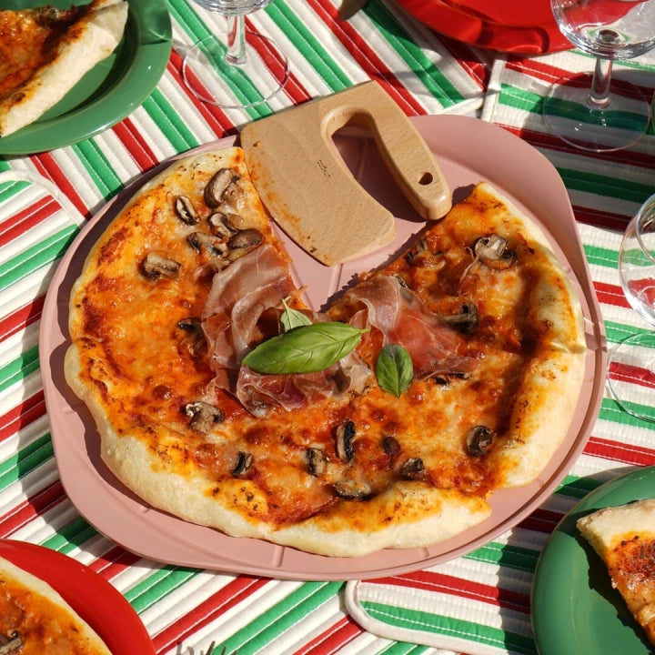 LE FORMIDABLE PLAT A PIZZA - GUIMAUVE
