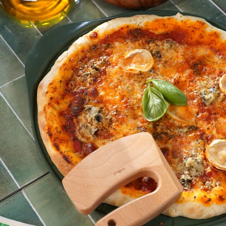 LE FORMIDABLE PLAT A PIZZA - FOUGERE