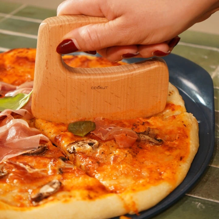 LE FORMIDABLE PLAT A PIZZA - MYRTILLE